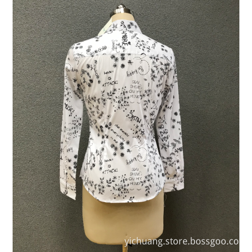 T-shirt à imprimé féminin